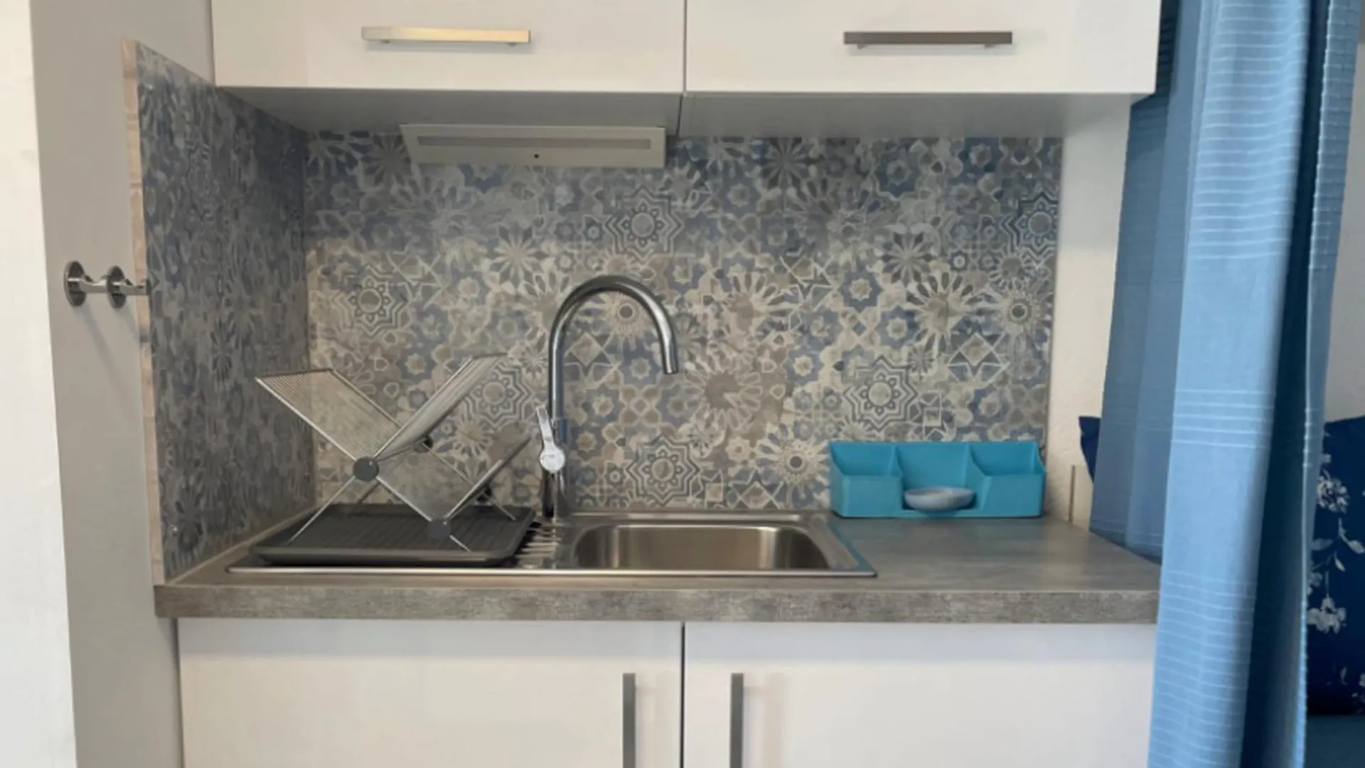 Appartement Le Vrai Cabanon de la Plage Clim-Wifi-Netflix à Marseille 0*,