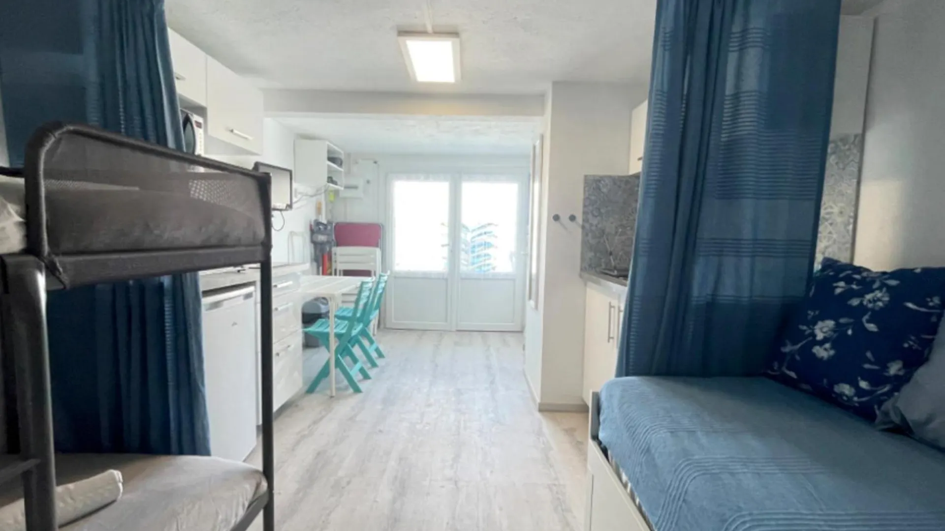 Appartement Le Vrai Cabanon de la Plage Clim-Wifi-Netflix à Marseille